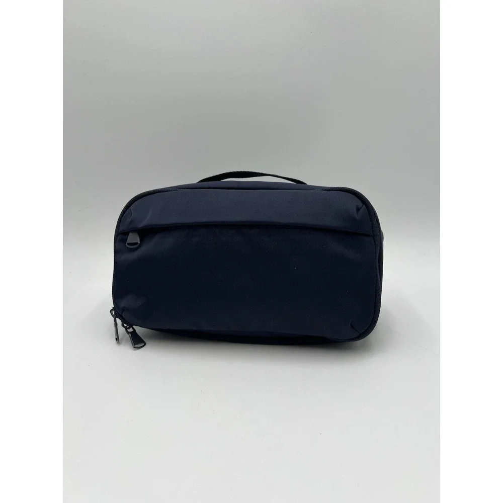 Lands' End Navy Toiletry Travel Bag Organizer Cosmetic Case Nylon